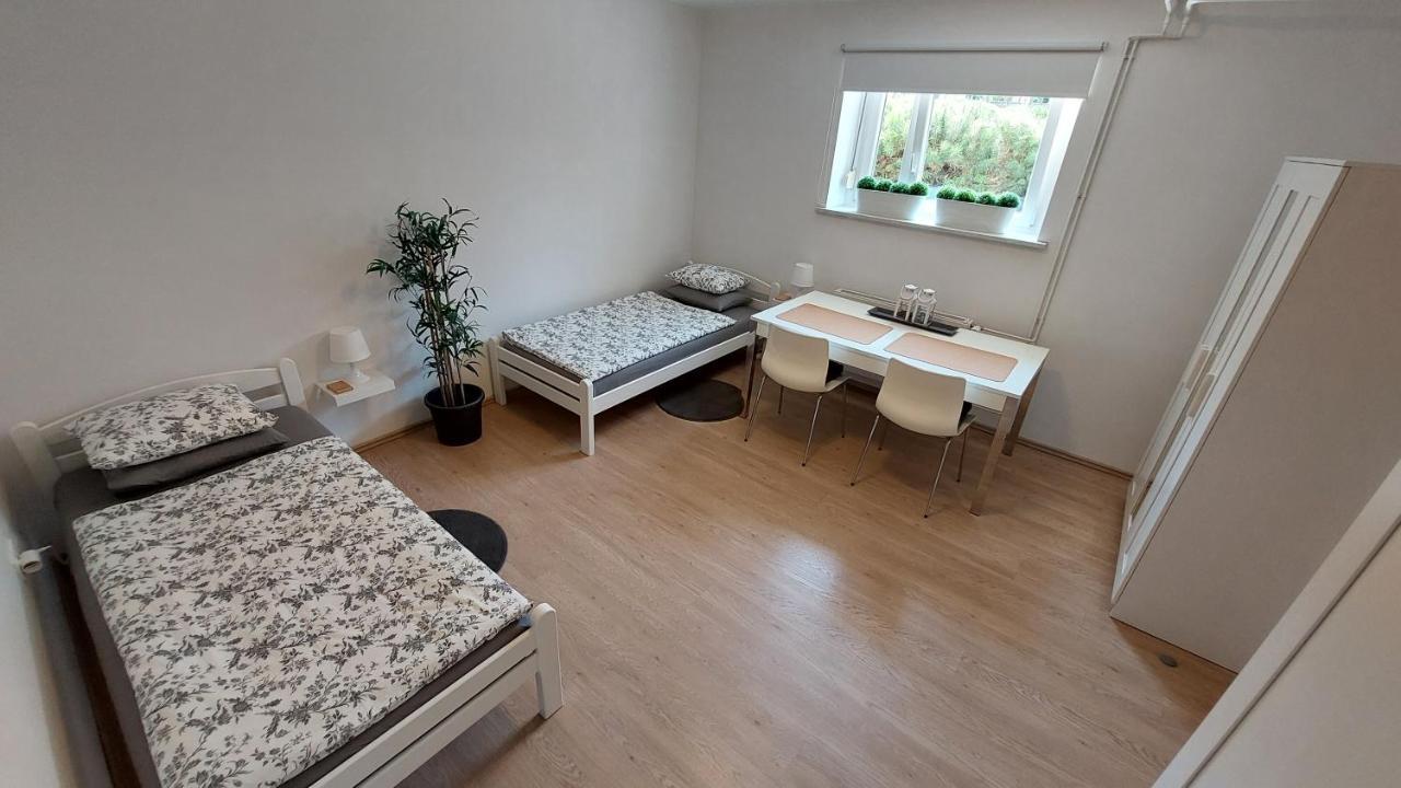 City Lodge Pine, Free Parking Laibach Exterior foto